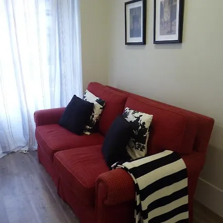 Confortable 1 Bedroom Apartment At Roma Avenue - 1A-3
